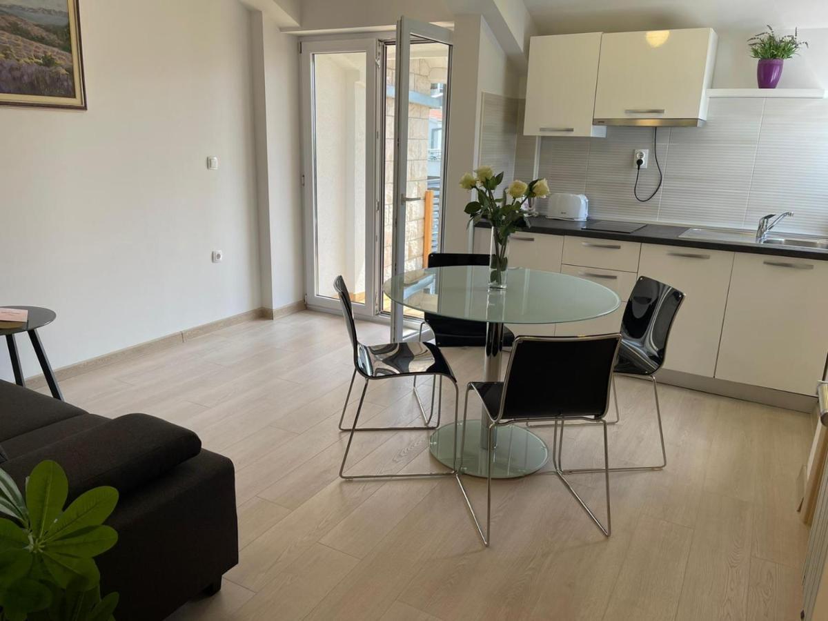 Villa Jadranka Apartments Tučepi Kültér fotó