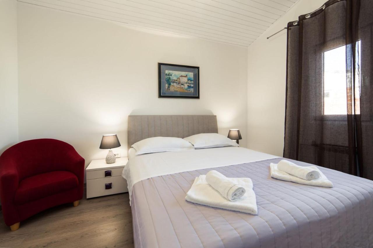 Villa Jadranka Apartments Tučepi Kültér fotó